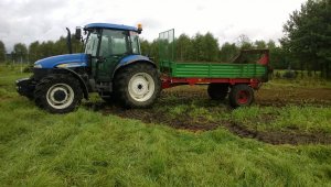 New Holland TD5050 + rozrzutnik