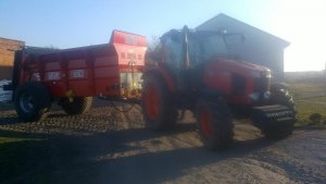 Kubota + rozrzutnik Metal Fach