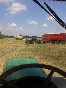 Claas Lexion 600 + V1050  John Deere 8420 + Krampe Big Body 800s