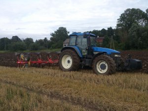 New Holland TM 165