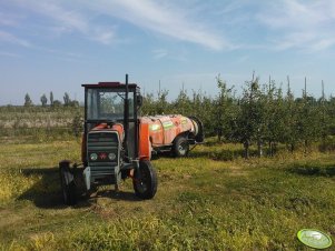 Massey Ferguson 235 R + Agrola