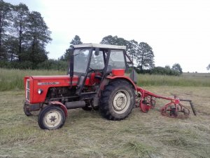 Ursus C-360 + Przetrząsarko-Zgrabiarka MESKO- ROL Z 275