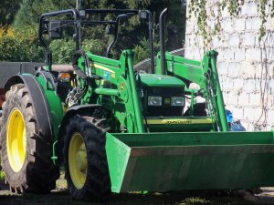 John deere 5080G