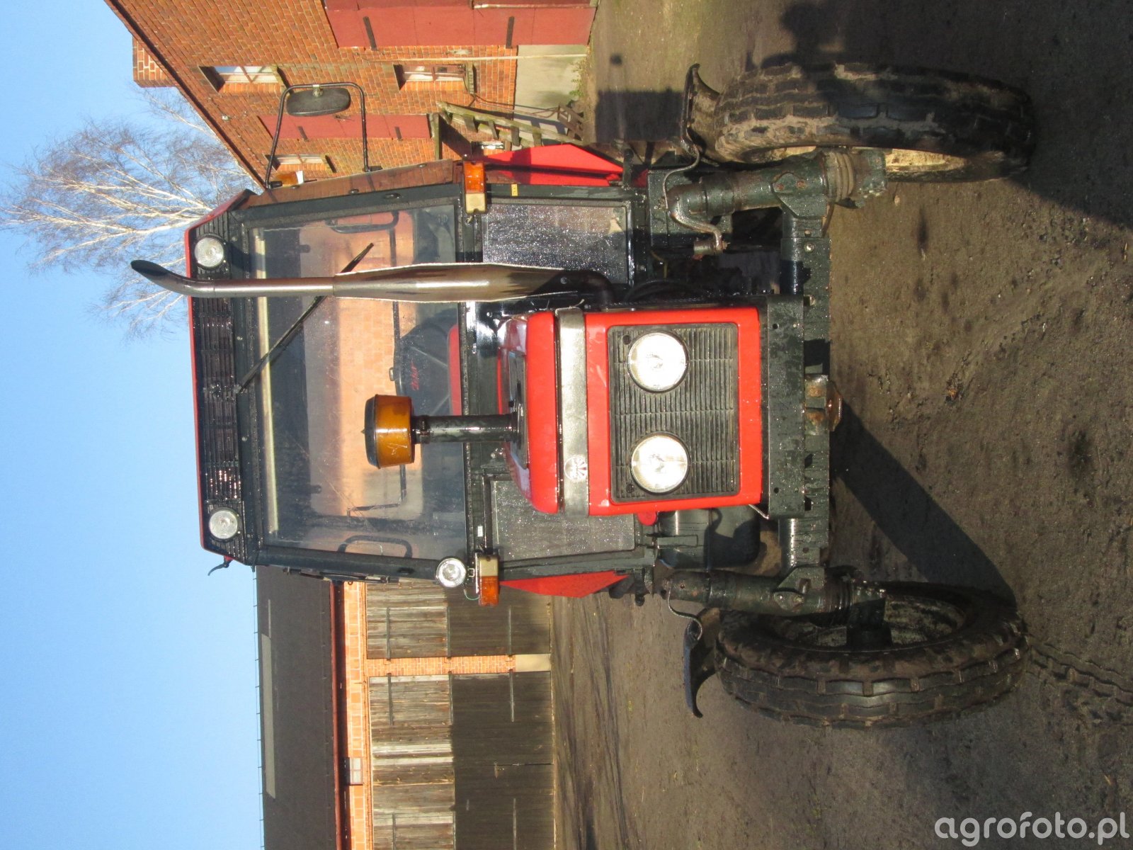 Foto Ciagnik Zetor 7211 Id:475990 - Galeria Rolnicza Agrofoto