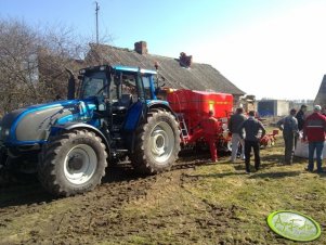 Valtra Versu + Vaderstad Spirit