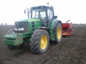 John Deere 6930