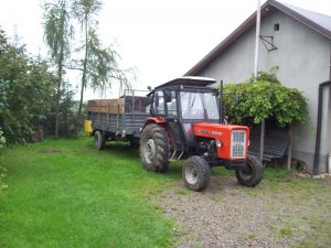 Ursus C-360 +  rozrzutnik