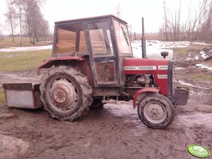 Massey Ferguson 255