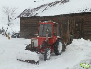 Władimirec T-25A i pług snieżny