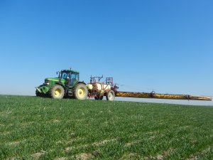 John Deere 7710 & Hardi Commander