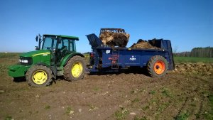 John Deere 5090 R i Alima Spreader 10