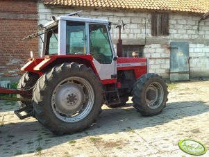 Massey Ferguson 698