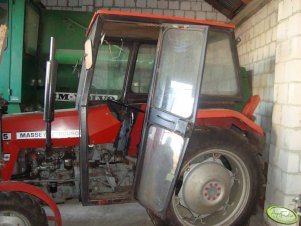 Massey Ferguson 235