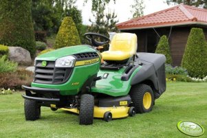 John Deere X155R