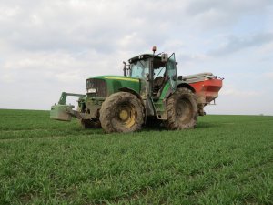 John Deere 6820 + RAUCH AXIS 30.1