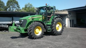 John Deere 7830