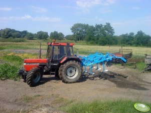 Case IH 844XL i Lemken Smaragd 9