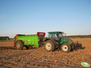 Valtra N111 + rozrzutnik Apollo 14