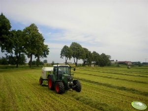Fendt 312 Vario + Claas Rollant 255RC