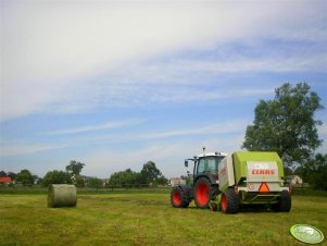 Fendt 312 Vario + Claas Rollant 255RC