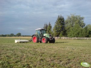 Fendt 312 Vario i kosiarka