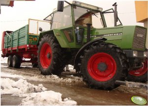 Fendt 612 + rozrzutnik 8t