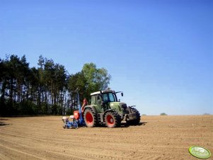 Fendt 714 Vario TMS + Monosem