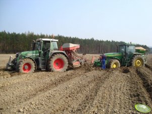 Fendt 716 Vario & JD 8310