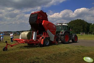 Fendt 716 Vario TMS + Lely Welger RPC 445 Tornado