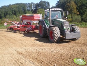 Fendt 716 Vario TMS + Pottinger Terrasem R3