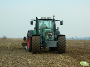 Fendt 718 Vario + Amazone Centaur