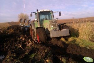 Fendt 820 & Lemken Juwel 8