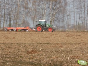 Fendt 828 Vario + brona talerzowa GB