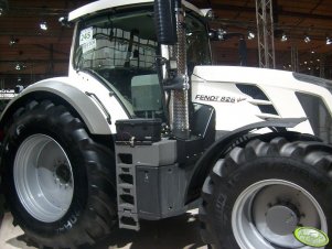 Fendt 828