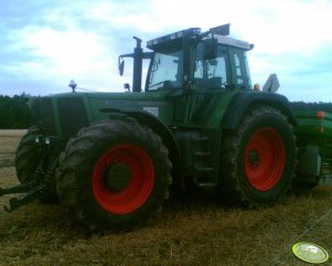 Fendt Favorit 824 