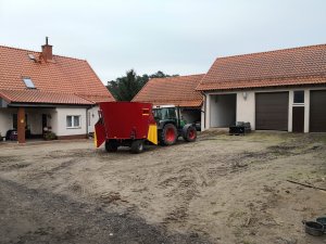 Fendt 311 + Sano 12m3