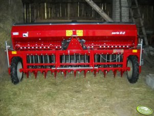 Feraboli Vittoria Universal E-2