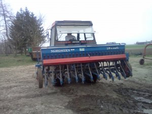 Zetor 3320