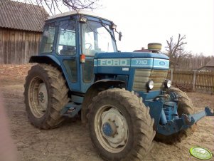 Ford 7710