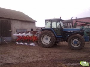 Ford 8240 & KUHN MultiMaster 112