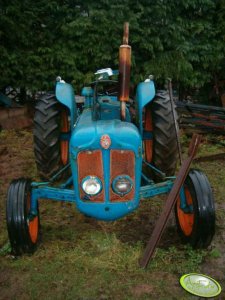 FORDSON DEXTA