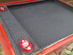 Gruby dach w Ursusie 1014