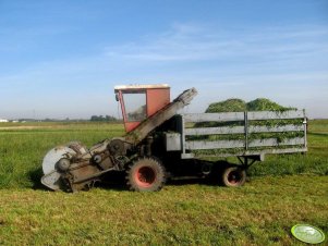 I miejsce - Samobieżny kosiarko-ładowacz