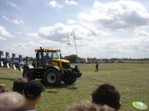 JCB 3230 + OVERUM