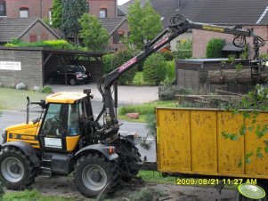 JCB Fastrac 2115 + Farmi Hk 4166