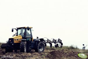 JCB Fastrac 2135 + UG Atlas