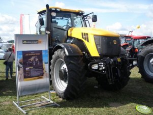 JCB Fastrac 8250