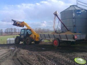 JCB + przyczepa