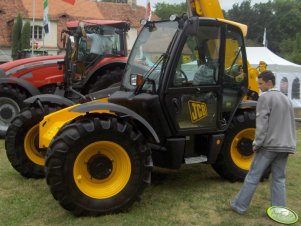 JCB