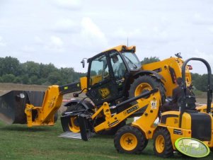 JCB